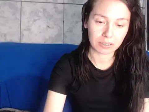 Snapshot of Venusluxodomme chatting on August 7, 2026, 11:18 pm Venusluxodomme online show from August 7, 2026, 11:18 pm