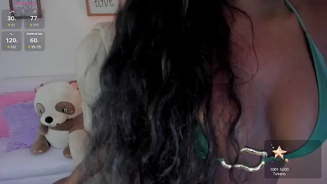 Snapshot of zobe_love chatting on October 21, 2025, 5:57 pm zobe love online show from October 21, 2025, 5:57 pm