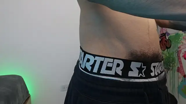 Snapshot of trieone chatting on February 4, 2026, 1:50 pm trieone online show from February 4, 2026, 1:50 pm