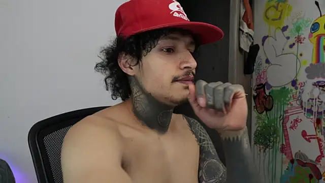 Snapshot of trieone chatting on February 19, 2026, 1:56 am trieone online show from February 19, 2026, 1:56 am