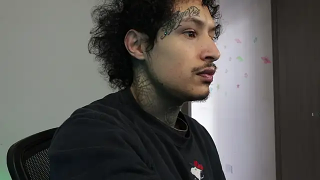 trieone online show from March 16, 2026, 3:16 pm