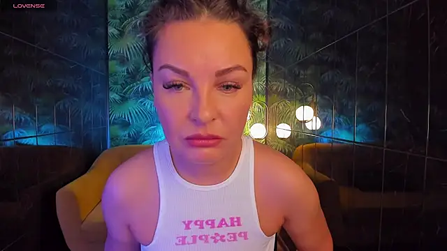 MilenaMellow online show from January 16, 2025, 8:46 pm