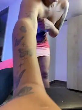 Victoria14  online show from October 8, 2025, 8:06 pm