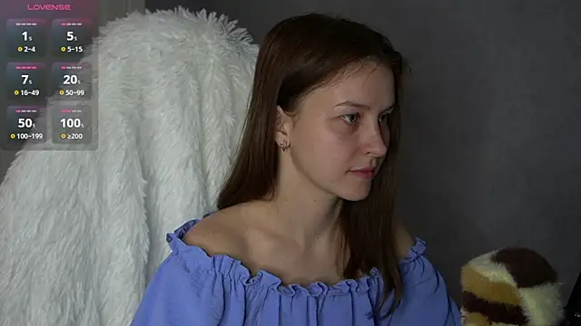 Snapshot of Golyboglazkaa chatting on April 2, 2026, 4:59 pm Golyboglazkaa online show from April 2, 2026, 4:59 pm