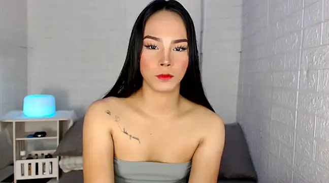 Snapshot of urnaughtydolly69 chatting on February 15, 2025, 8:44 am urnaughtydolly69 online show from February 15, 2025, 8:44 am