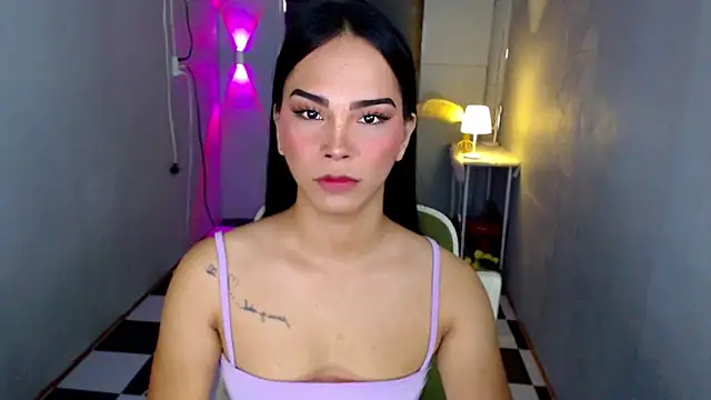 urnaughtydolly69 online show from June 17, 2026, 11:16 pm