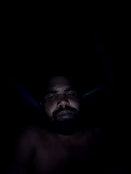 Snapshot of Dogol1990 chatting on November 9, 2025, 10:41 pm Dogol1990 online show from November 9, 2025, 10:41 pm