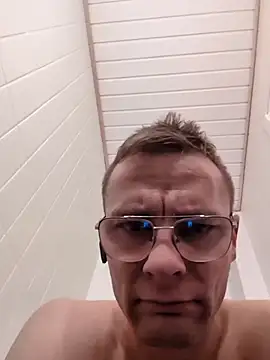 buchr1 online show from November 22, 2025, 12:31 am