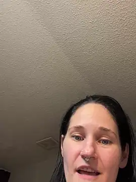 Snapshot of lolabunny9 chatting on December 12, 2024, 6:31 pm lolabunny9 online show from December 12, 2024, 6:31 pm