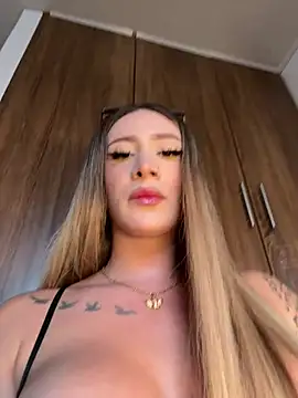bunny bicht online show from July 18, 2026, 9:40 pm