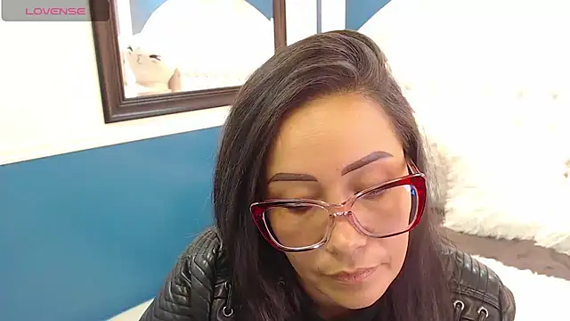 Snapshot of gaby_trent chatting on February 18, 2025, 5:10 pm gaby trent online show from February 18, 2025, 5:10 pm