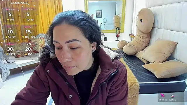 Snapshot of gaby_trent chatting on March 22, 2025, 1:08 pm gaby trent online show from March 22, 2025, 1:08 pm