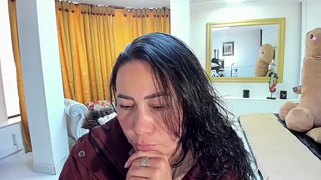 Snapshot of gaby_trent chatting on October 1, 2025, 2:12 pm gaby trent online show from October 1, 2025, 2:12 pm