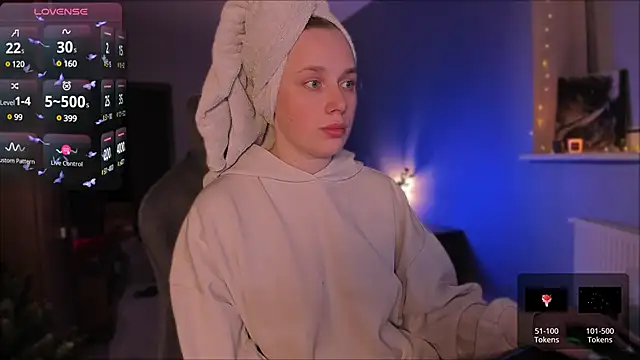 Snapshot of Rachel_Ro chatting on December 10, 2024, 7:54 pm Rachel Ro online show from December 10, 2024, 7:54 pm