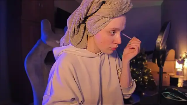 Snapshot of Rachel_Ro chatting on December 28, 2024, 3:15 pm Rachel Ro online show from December 28, 2024, 3:15 pm