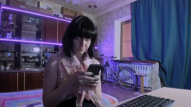 Snapshot of pa1e_pr1ncess chatting on June 14, 2026, 7:54 am pa1e pr1ncess online show from June 14, 2026, 7:54 am