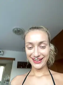 MonicaMilz online show from February 3, 2025, 10:36 am