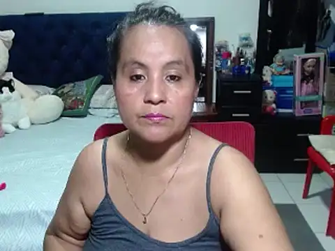 pervert mommy  online show from January 3, 2025, 10:20 am