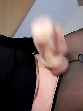 Snapshot of AquaMenn chatting on January 9, 2025, 4:08 am AquaMenn online show from January 9, 2025, 4:08 am