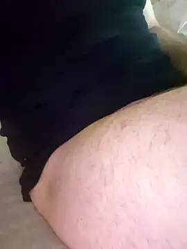 Snapshot of AquaMenn chatting on March 19, 2025, 2:37 am AquaMenn online show from March 19, 2025, 2:37 am