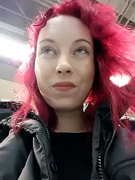 Frost foxy online show from March 9, 2025, 9:02 am