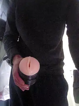 tedddy123 online show from November 16, 2025, 3:12 am