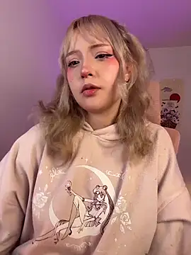 KuroChan420 online show from January 7, 2026, 1:19 am