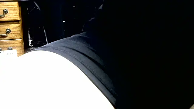 Snapshot of jjdirty6996 chatting on February 12, 2026, 5:30 pm jjdirty6996 online show from February 12, 2026, 5:30 pm