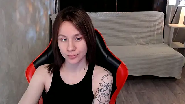 Mila Jon online show from December 5, 2025, 3:48 am