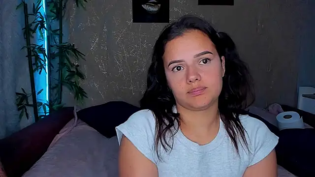 Shyfantasies online show from March 7, 2025, 10:13 am