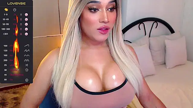 deliciouskelly online show from November 15, 2025, 10:34 am