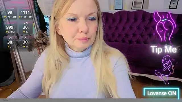 Abby Moore  online show from June 2, 2026, 7:10 am