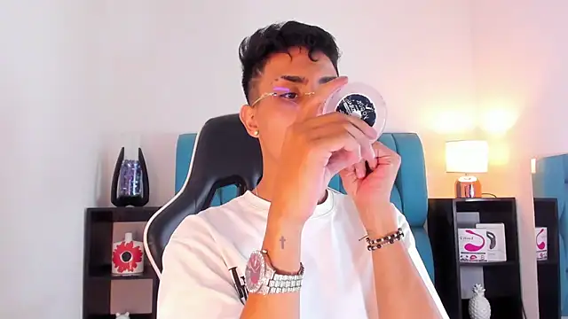 AlanNaughty online show from January 24, 2025, 7:30 am