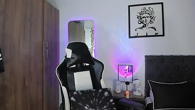 AlanNaughty online show from January 13, 2026, 1:22 am