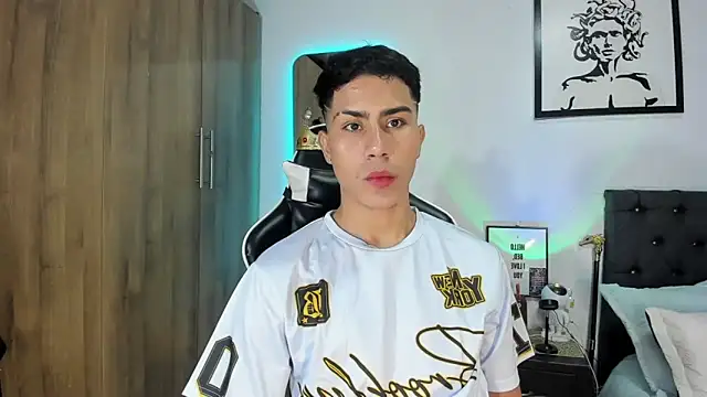 AlanNaughty online show from March 4, 2026, 11:44 pm