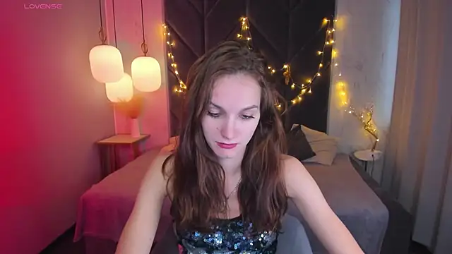 MirandaGlow online show from December 27, 2024, 8:56 am