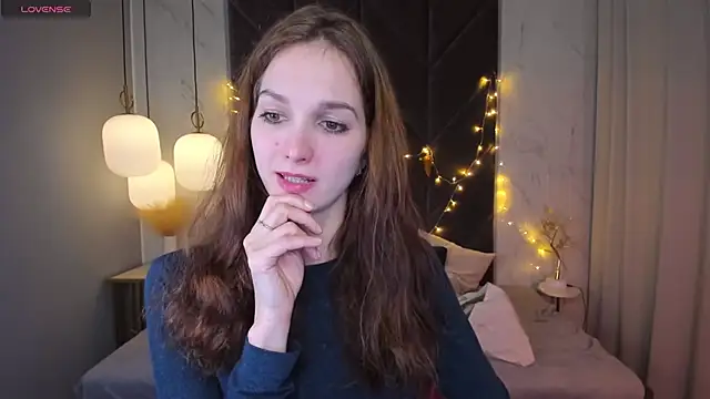 MirandaGlow online show from January 5, 2025, 5:41 am