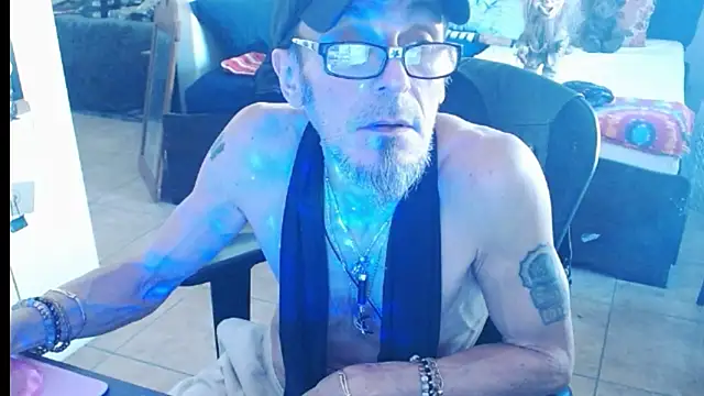 mycock2474u online show from February 18, 2025, 5:31 pm