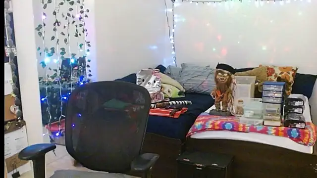 mycock2474u online show from February 28, 2025, 7:26 am