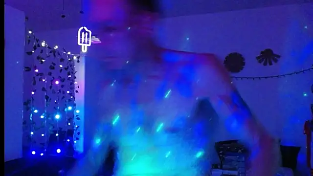 mycock2474u online show from March 1, 2025, 1:32 am