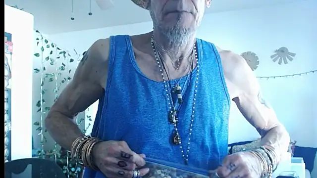 mycock2474u online show from March 2, 2025, 9:43 pm