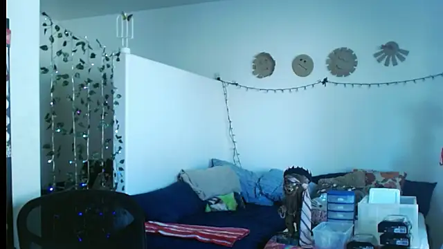 mycock2474u online show from March 3, 2025, 10:20 pm