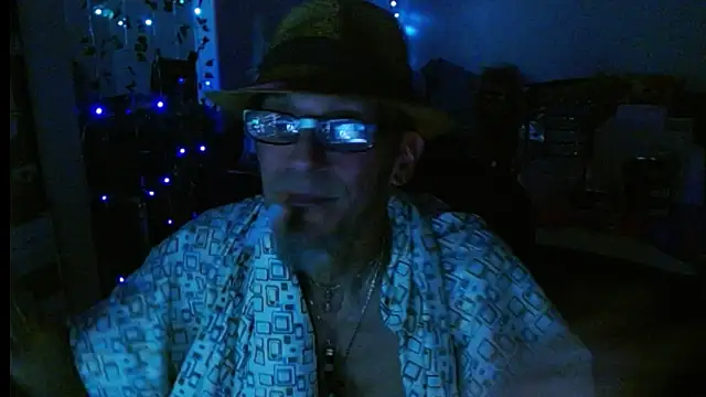 mycock2474u online show from March 4, 2025, 4:27 am