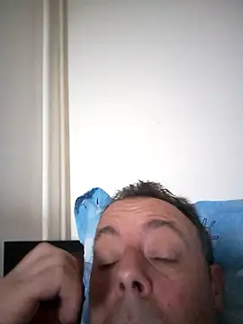 Snapshot of david_geam chatting on December 29, 2024, 9:28 am david geam online show from December 29, 2024, 9:28 am