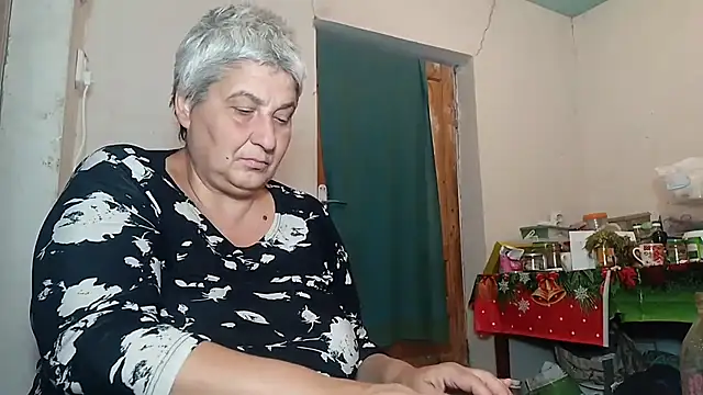 Snapshot of ExquisiteMature chatting on October 12, 2025, 10:31 pm ExquisiteMature online show from October 12, 2025, 10:31 pm