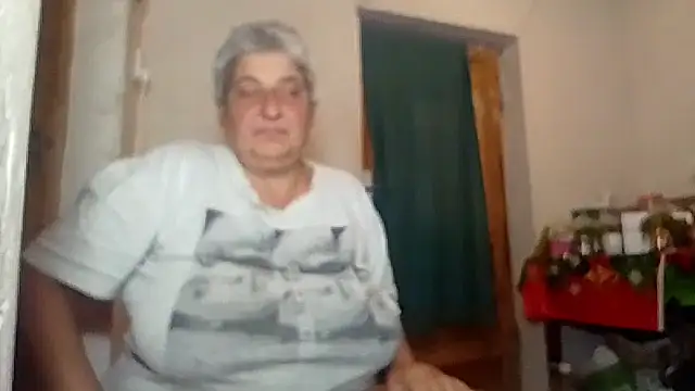 Snapshot of ExquisiteMature chatting on October 13, 2025, 10:37 am ExquisiteMature online show from October 13, 2025, 10:37 am