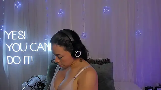 carolgaita online show from February 2, 2025, 11:51 am