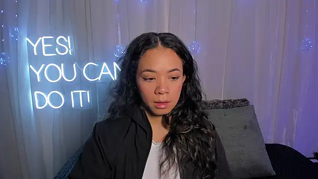 carolgaita online show from February 5, 2025, 11:34 am