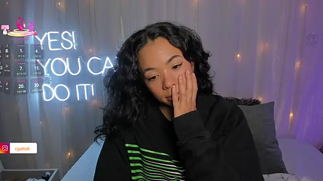 carolgaita online show from March 13, 2025, 11:51 am