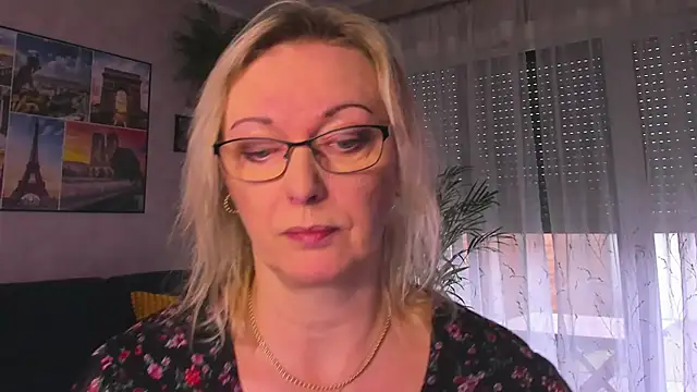 vanessa chat online show from February 22, 2026, 2:26 pm